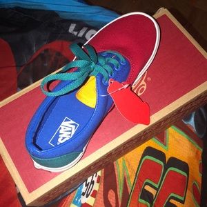 Kids van sneakers size 4.5 never worn in the box